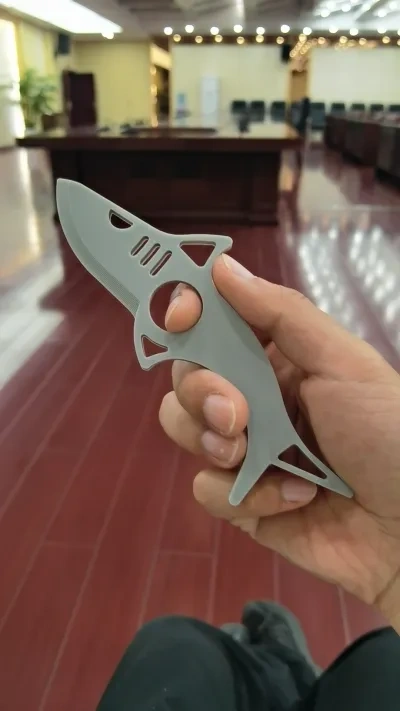 鲨鱼匕首 来自 New Maker MakerWorld:免费下载 3D 模型