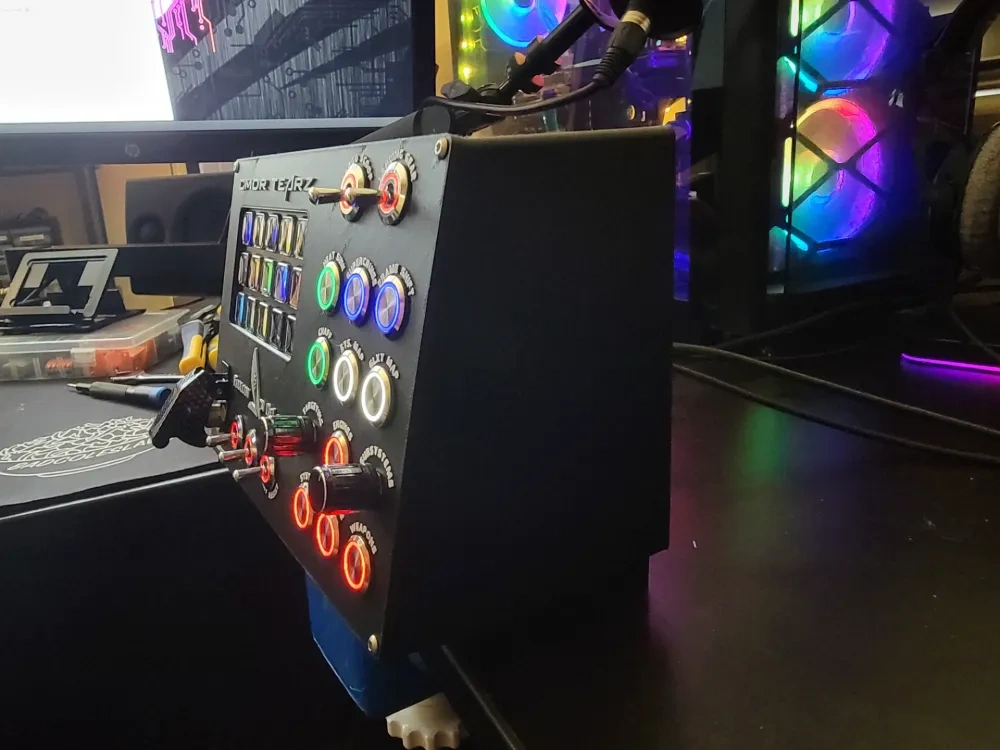 Sim Button Box w/Stream Deck ζ₯θͺ Tearz89 MakerWorldοΌε
θ΄ΉδΈθ½½ 3D 樑ε