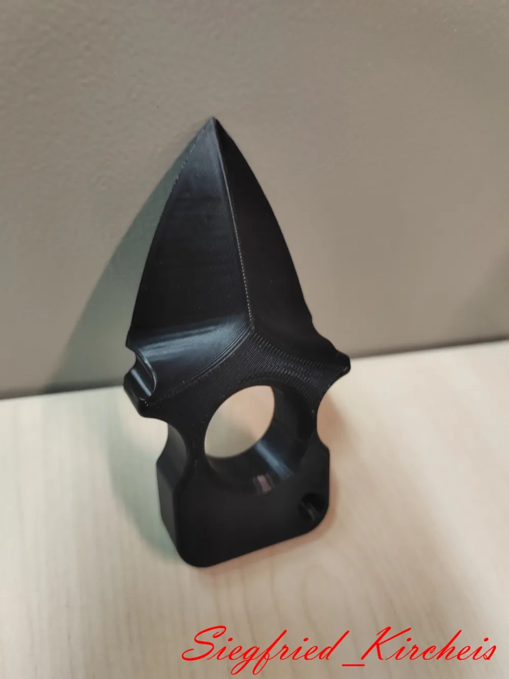 EDC指虎手刺 - 免费 3D 打印模型 - MakerWorld