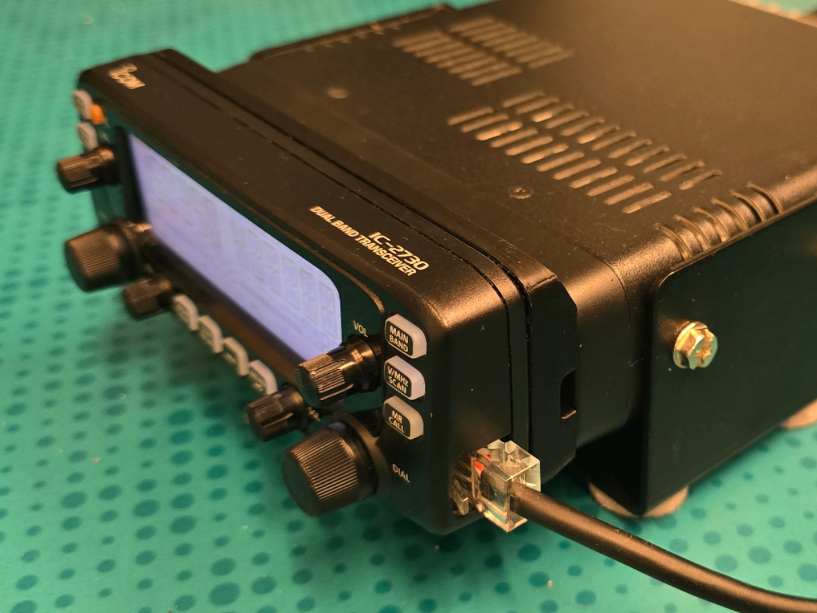 Icom Ic 2730 Rails ICOM IC-2730 前面板支架 MBA4 式样 - 免费 3D 打印模型 - MakerWorld
