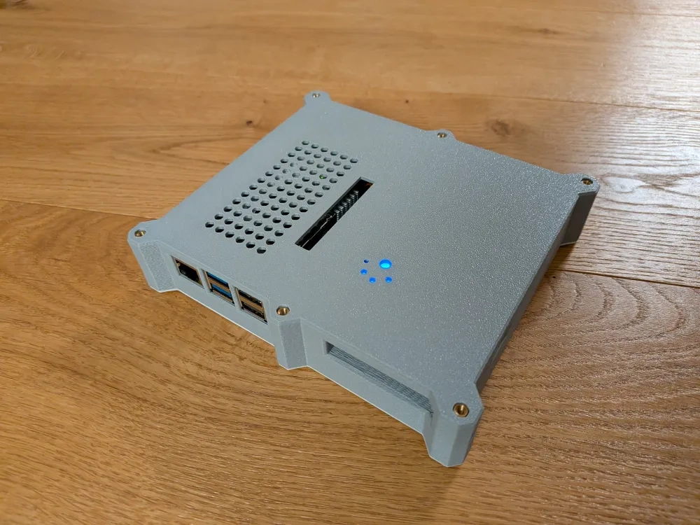 Cyberdeck Raspberry Pi5 Chasis Raspberry Pi5 Cyberdeck - 免费 3D 打印模型 - MakerWorld