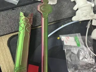 太虚宝剑，带剑鞘，耗材70克左右