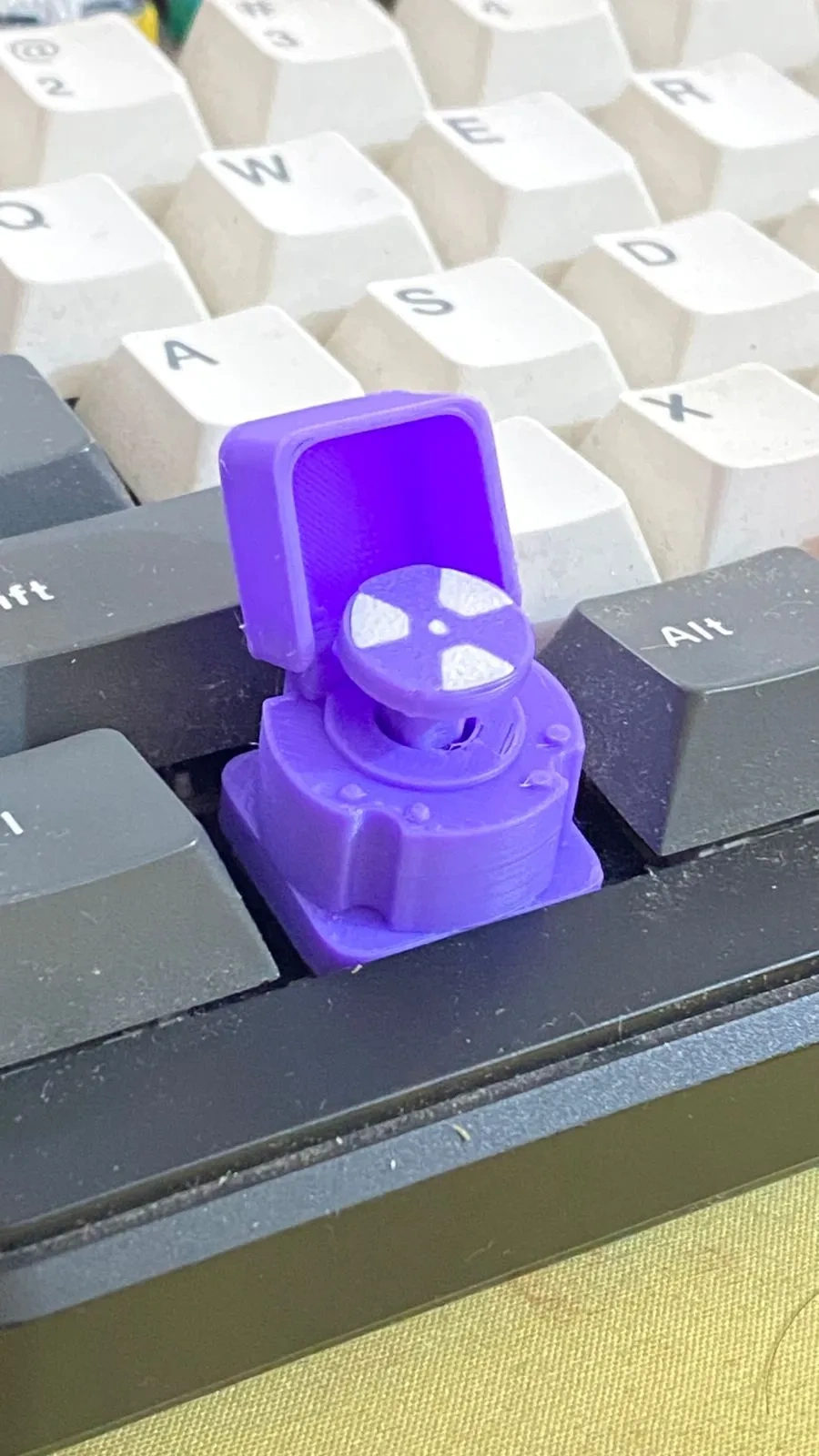 核发射开关键帽 - 免费 3D 打印模型 - MakerWorld