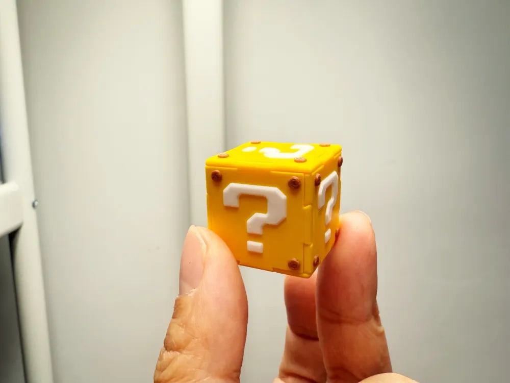 Minecraft Mario 我的世界,马里奥,问号方块项链吊坠,钥匙扣,首饰盒 来自 Delly_Gu85 - MakerWorld