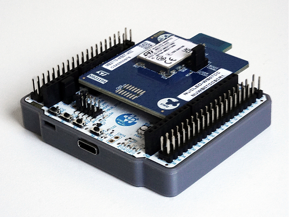 STM32 Nucleo 64 外壳 MB1801 卡扣式免螺丝 - 免费 3D 打印模型 - MakerWorld