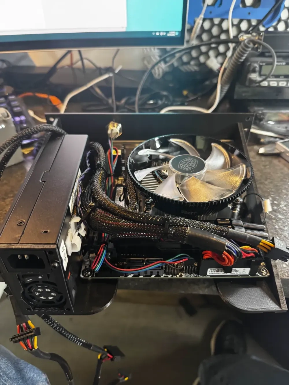 Rackmate/10 inch ITX Motherboard/SSD mount 来自 sgoyette - MakerWorld