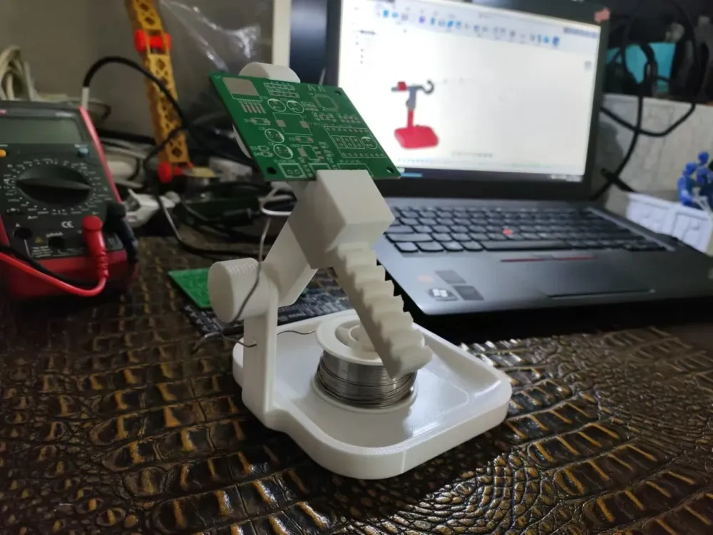 快速方便固定PCB支架Fast and easy to fix PCB brackets 来自 Perfect - MakerWorld