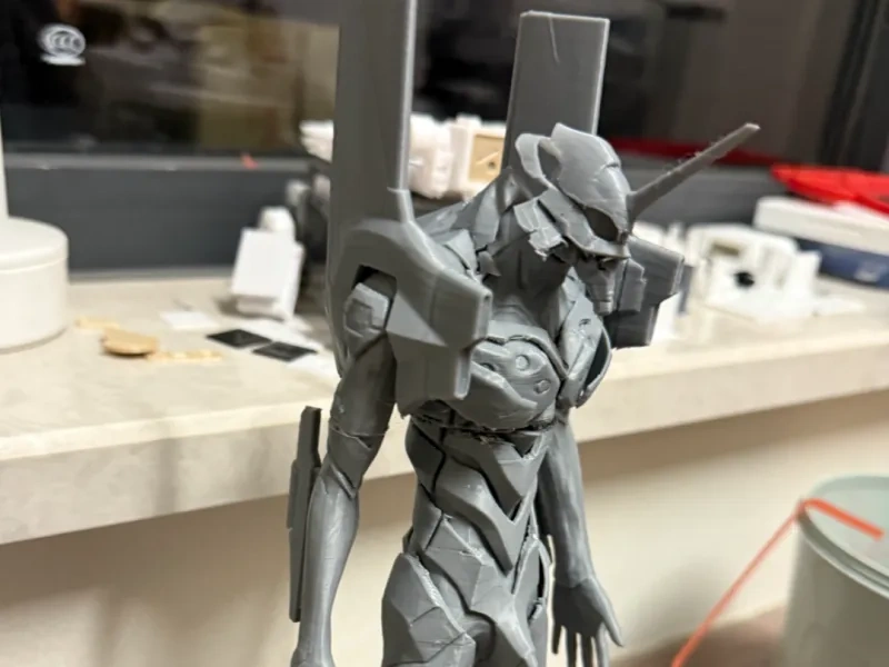初号机 EVA-01