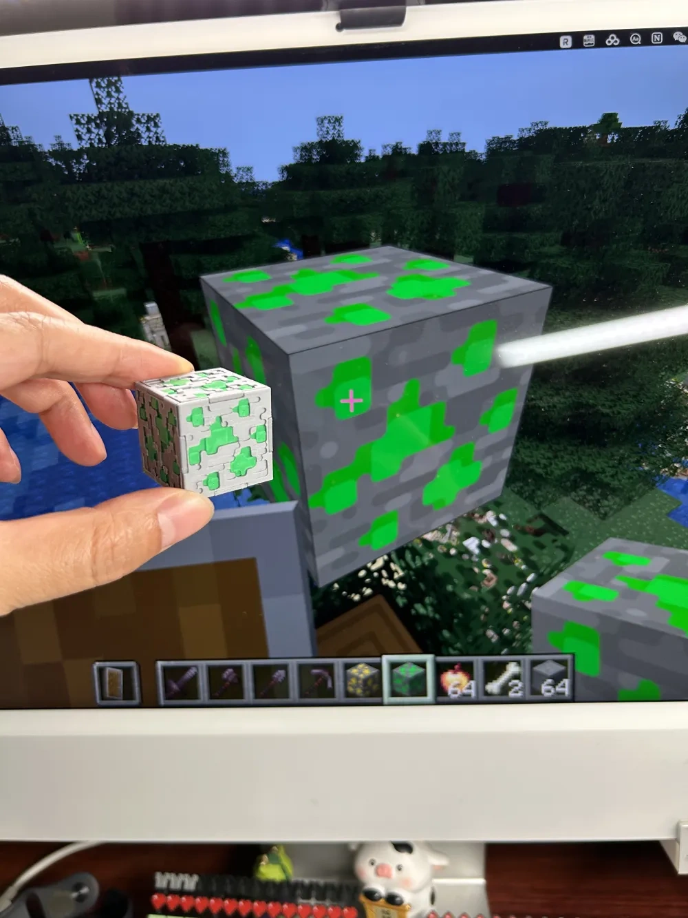 我的世界 Minecraft 绿宝石矿石方块,无竹屎,简易安装 来自 Delly_Gu85 - MakerWorld