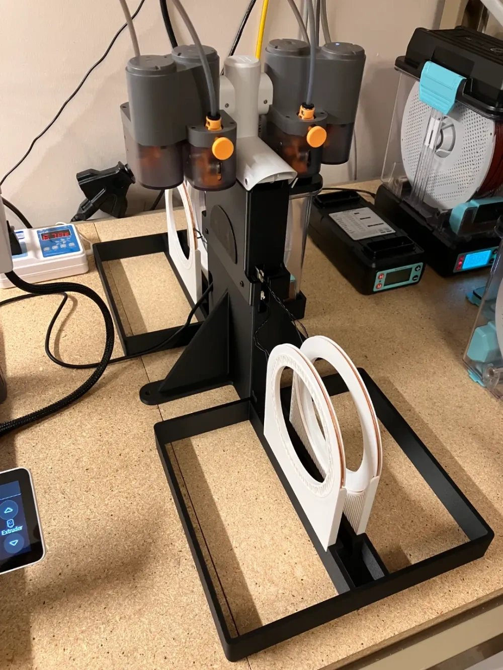 AMS Lite + PolyDryer 系统 来自 SpragClutch - MakerWorld