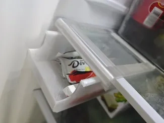 冰箱隔板小抽屉