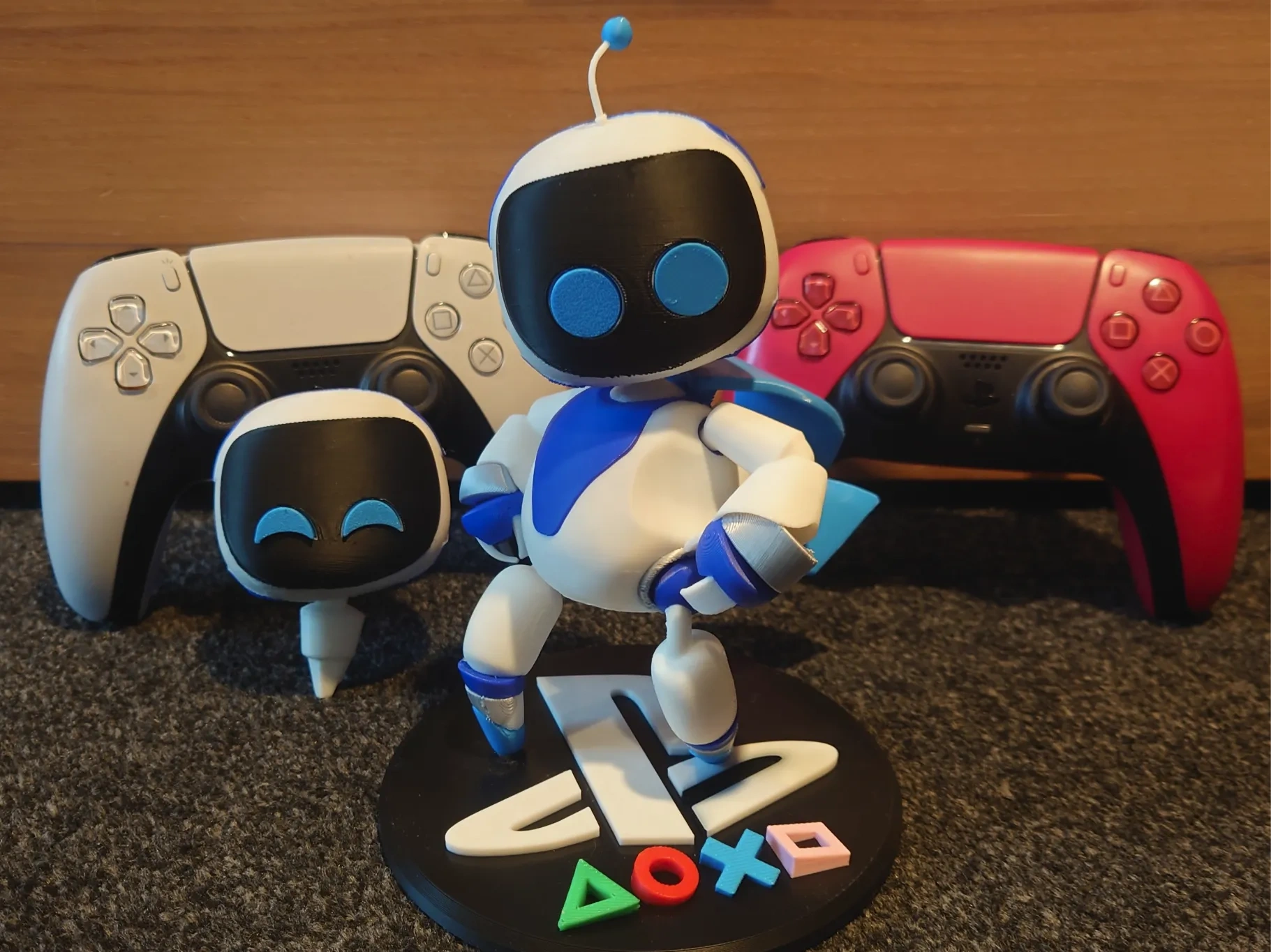 ASTRO BOT ASTROBOT 屏幕精确的色彩 二次创作 - 来自 To-Bi MakerWorld：免费下载 3D 模型