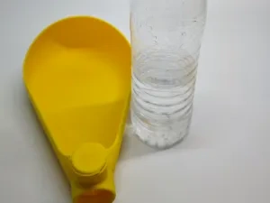 遛狗神器-便携矿泉水喂水瓢