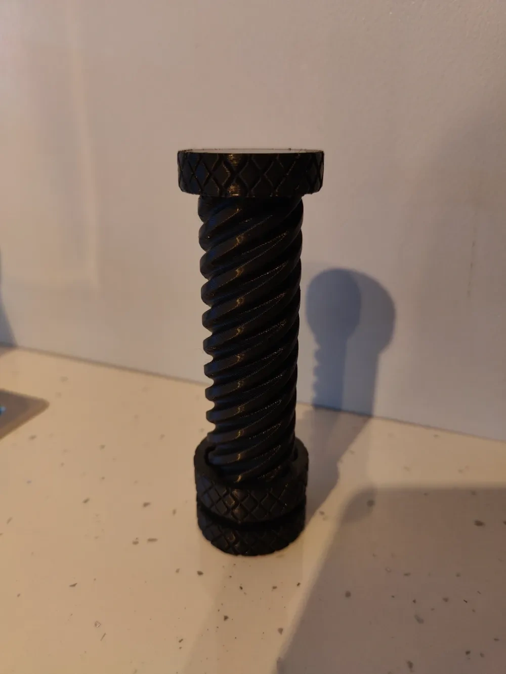 Screwdriver Fidget Screw Fidget 来自 Dave R - MakerWorld