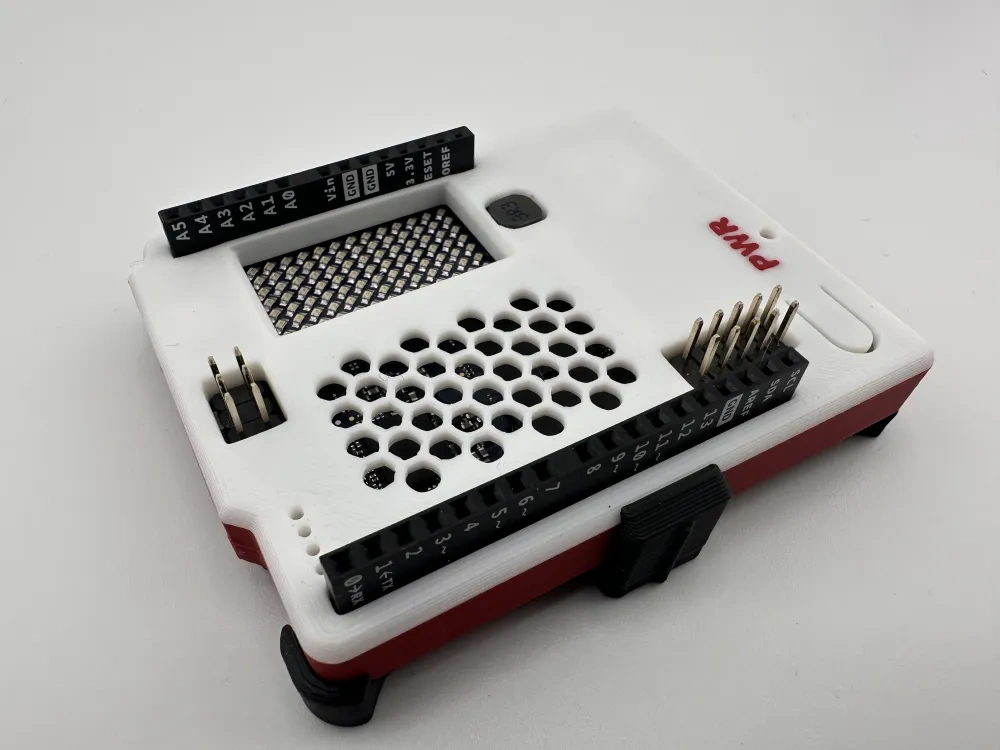 Arduino Uno Q 外壳 | 纤薄 | 壁挂 - 免费 3D 打印模型 - MakerWorld