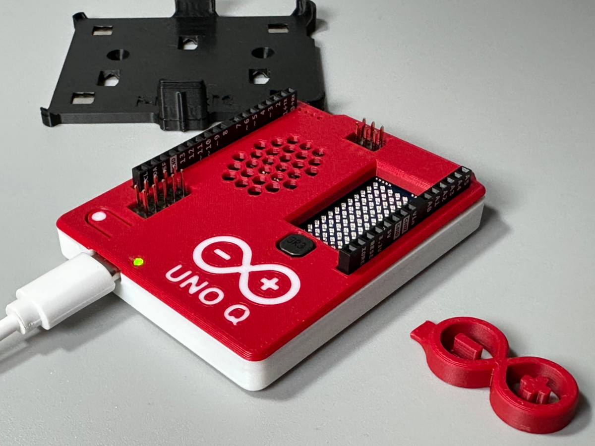 Arduino Uno Q 外壳 | 纤薄 | 壁挂 - 免费 3D 打印模型 - MakerWorld