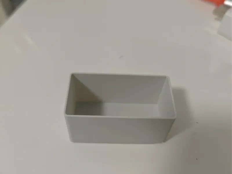 拇指橡皮盒