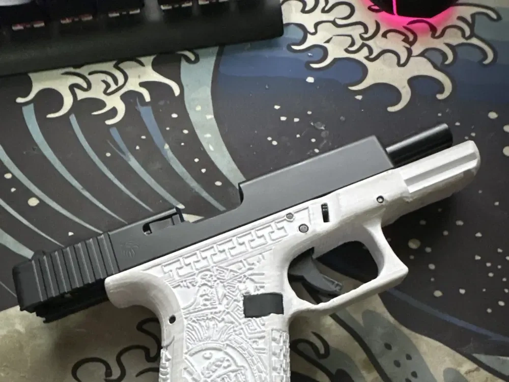 glock 19 gen 3 框架 潮汐 来自 3d2a for everyone MakerWorld：免费下载 3D 模型