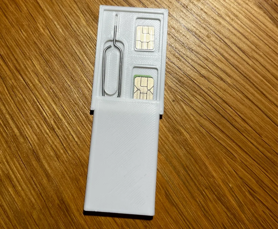 Sim Card Loading System Travel Sim Card and Ejector Storage 来自 HZ - MakerWorld