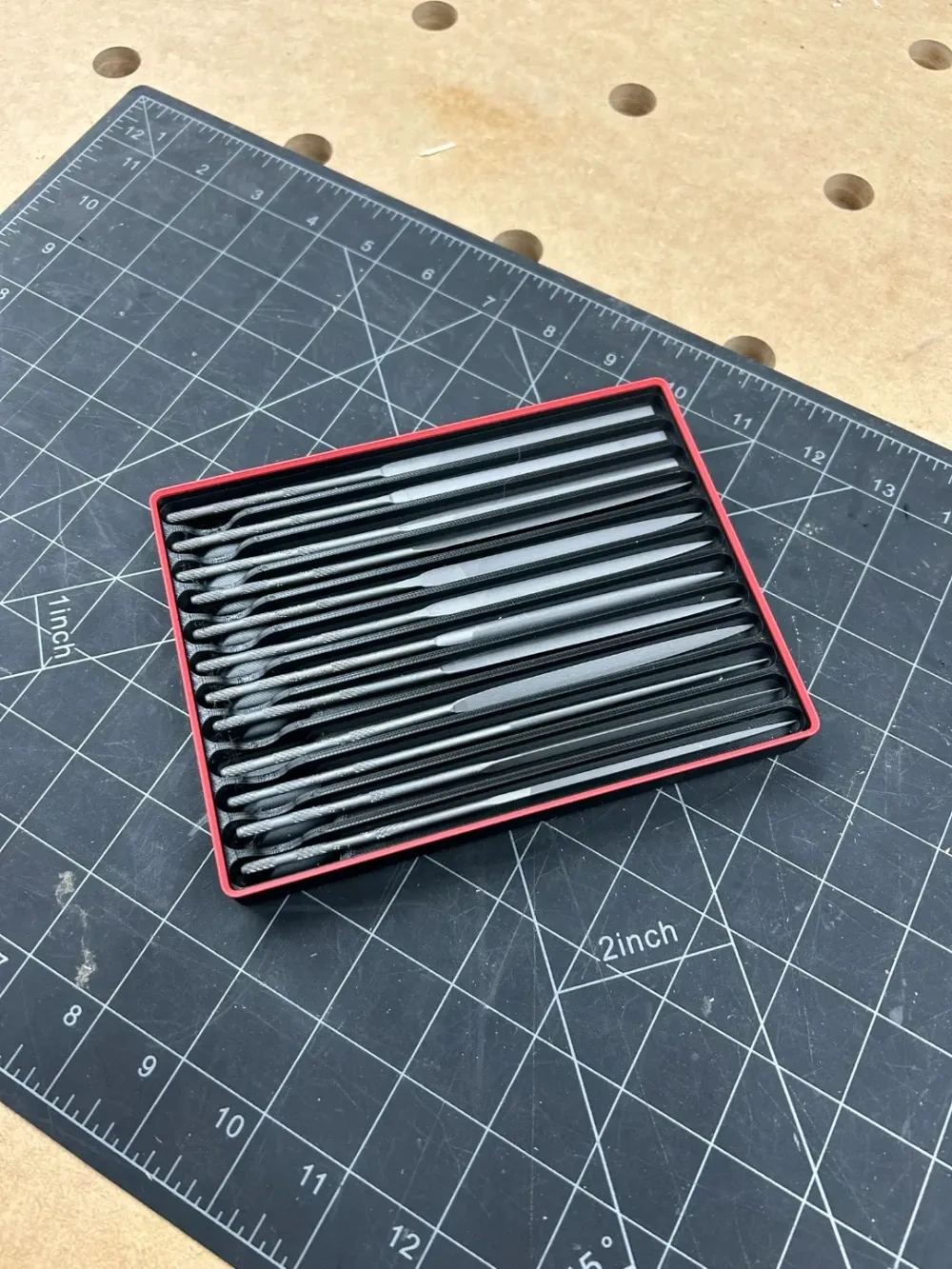 Gridfinity针锉托盘 来自 schuylab MakerWorld:免费下载 3D 模型