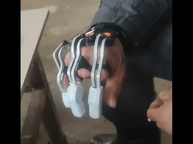 灵掌计划近端义肢