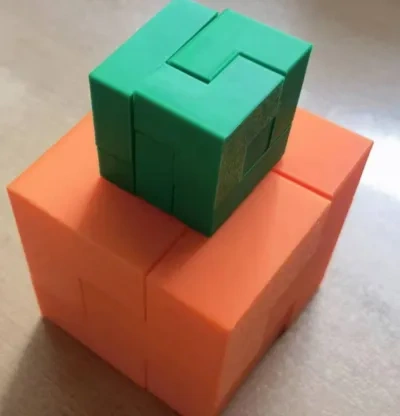 索玛立方体（立方体益智玩具）Soma Cube (Cube Puzzle Toy)