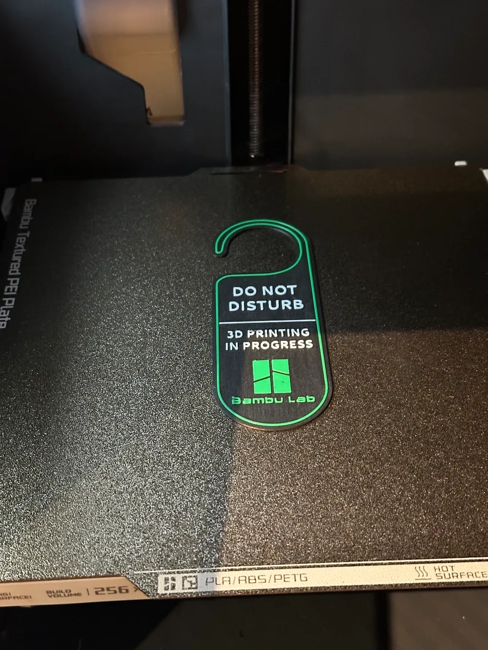 Do Not Disturb 3D Printing In Progress Door Sign 来自 Buzzzz - MakerWorld