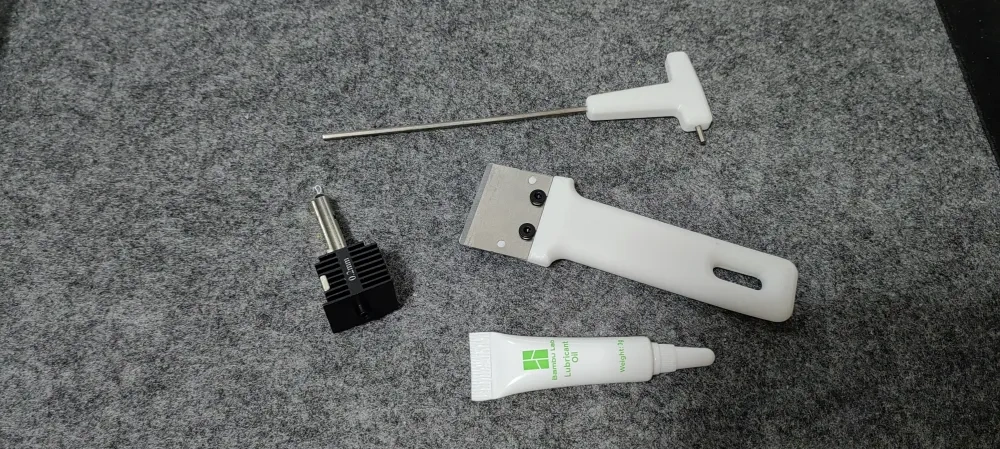 Bambu拓竹热床刮刀 20g试用材料打完 圆润风格 来自 凊澍 MakerWorld:免费下载 3D 模型