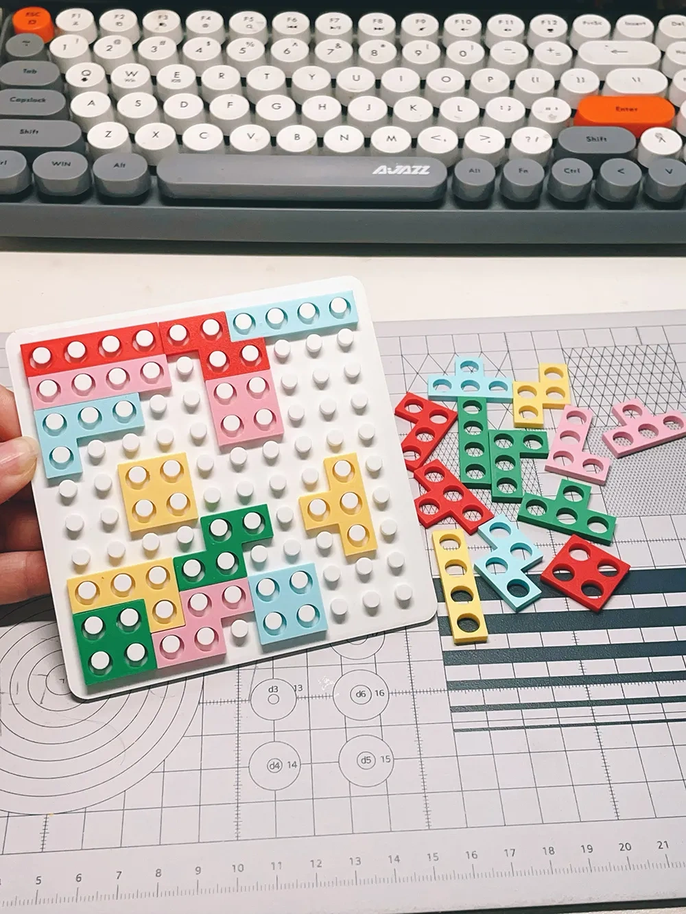 三下数学四连方教具积木 - 免费 3D 打印模型 - MakerWorld