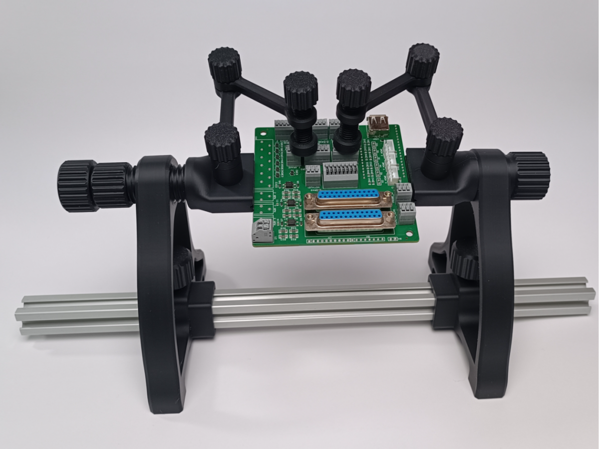 PCB支架烙铁台元件放置/固定 - 免费 3D 打印模型 - MakerWorld
