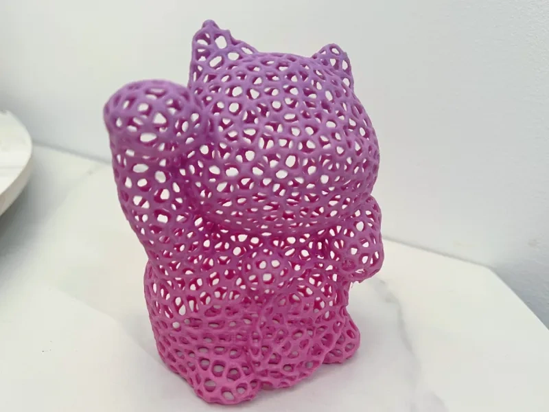 镂空的小猫