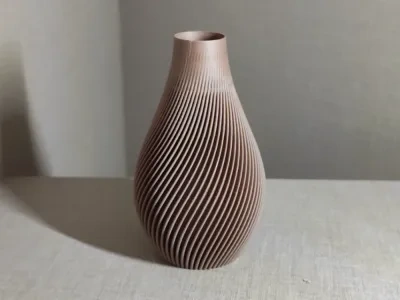 简单螺旋花瓶