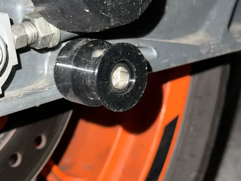 KTM Duke 390 swingarm pawls for the back stand