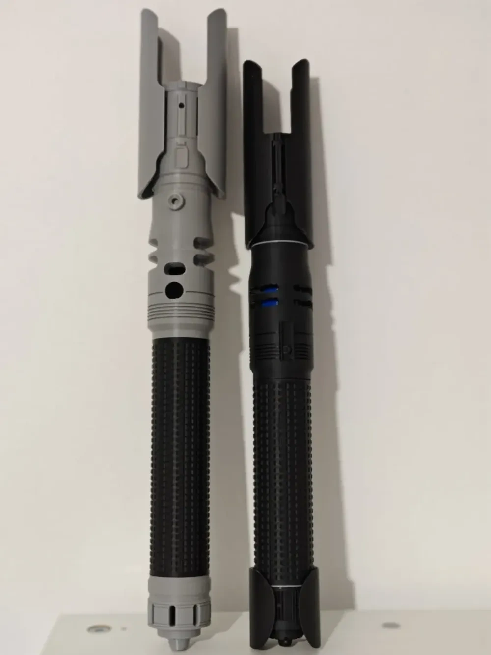 Modular Core Modular core Lightsabers V1 - The Fallen (MCL-V1) 来自 Synthetic Air ...