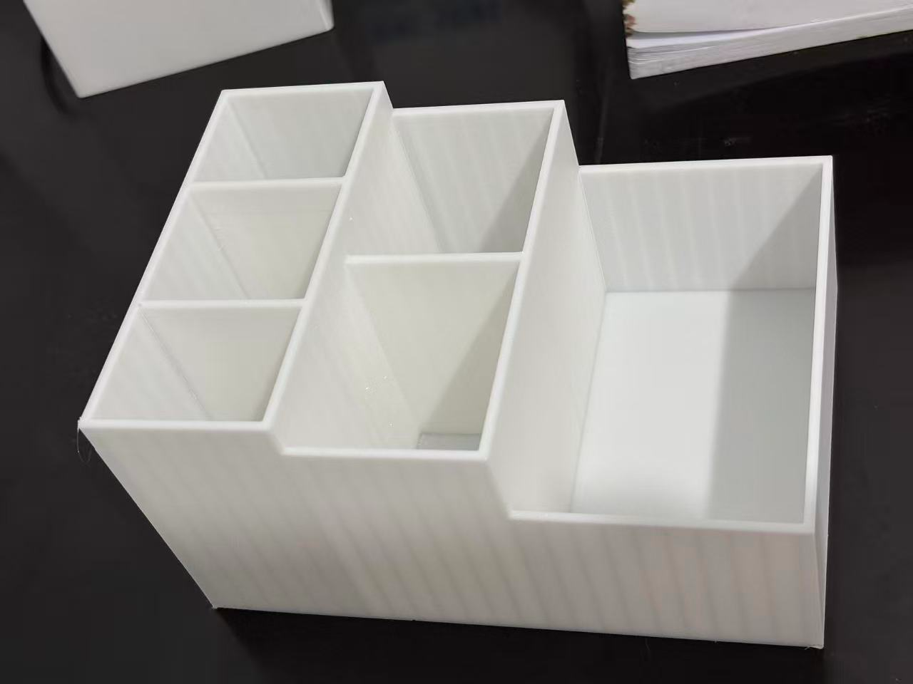 桌面工具收纳