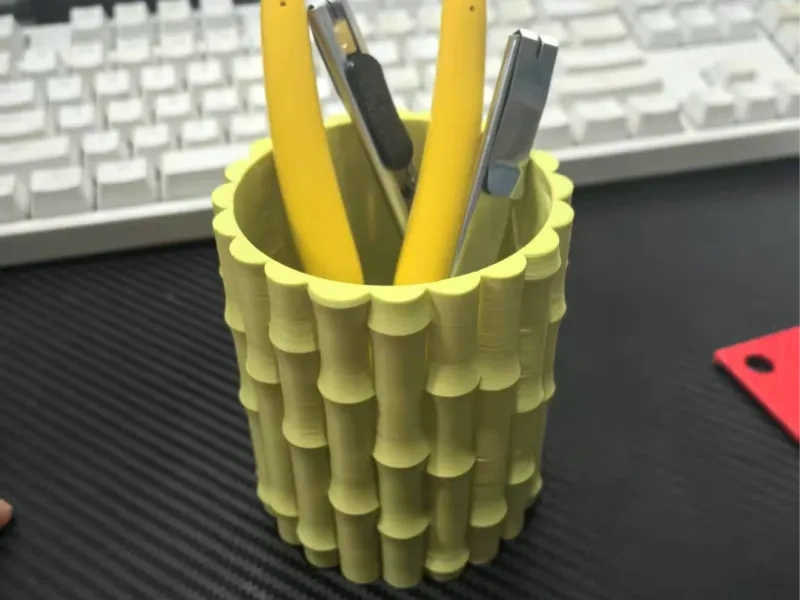 竹制笔筒