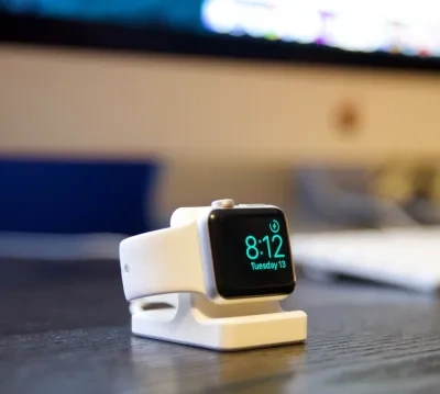 Apple Watch充电支架