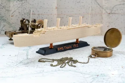 RMS泰坦尼克号 - 1/1000比例