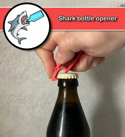 鲨鱼瓶开启器 - 使用它的牙齿
