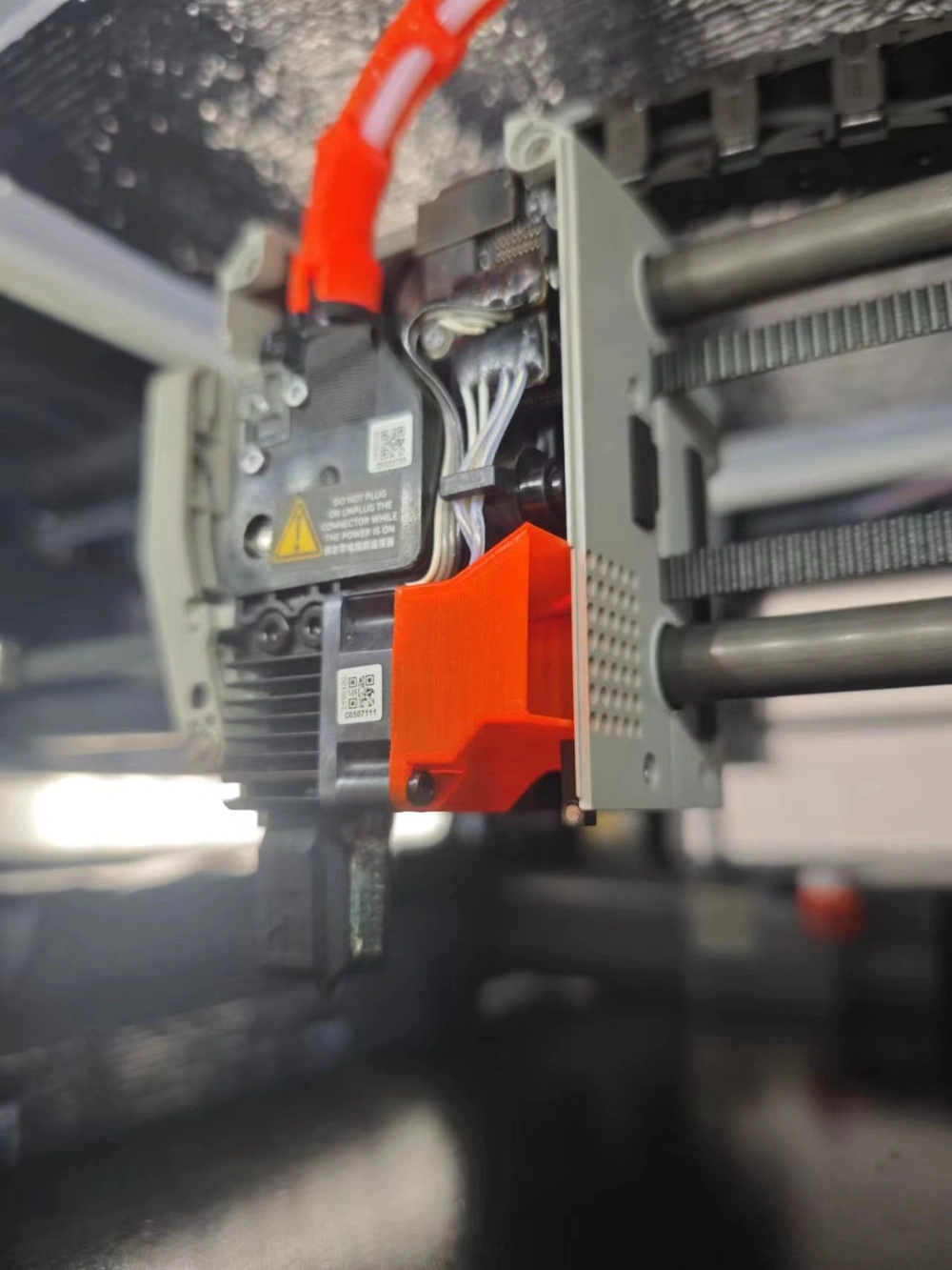 热端风扇罩 Hotend fan duct P1P P1S 来自 RENREN - MakerWorld
