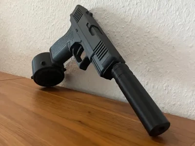 Glock 19带有可移动扳机和滑块的消音器