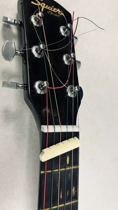 Fender Squirt吉他琴块