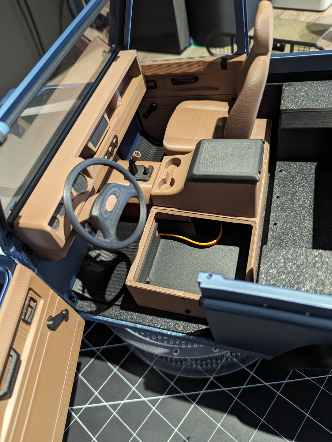 3D Sets Landy 4x4可拆卸座椅螺丝固定 来自 shanehoggatt - MakerWorld