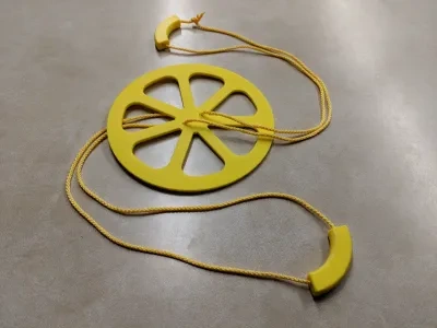 3D打印的线和盘离心陀螺