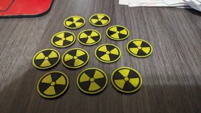 放射性警告标志片