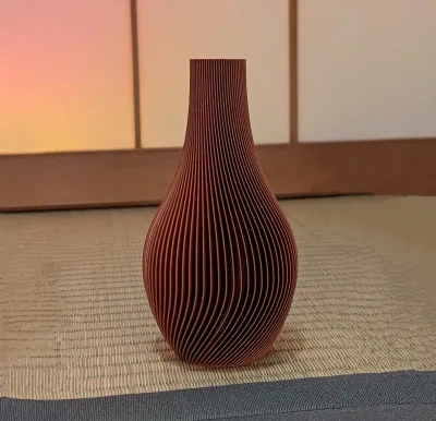 简单旋涡花瓶