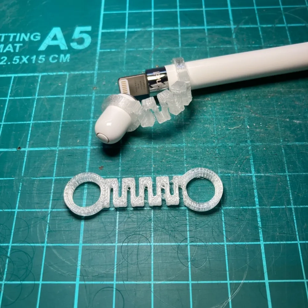 Apple Pencil手柄和笔帽 来自 miyazakikazuki21 - MakerWorld