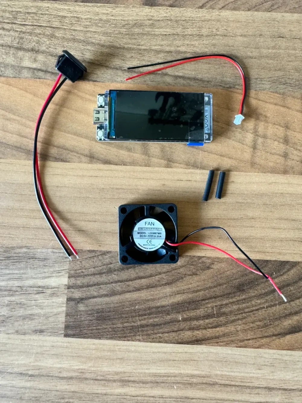 Nerdminer Pro：一个适用于比特币挖矿的迷你矿机来自schilling-Print.de MakerWorld：免费下载3D 模型