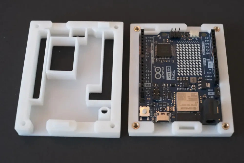 Arduino Uno 外壳 | Arduino Uno R4 WiFi 和 Minima 来自 Tim MakerWorld:免费下载 3D 模型