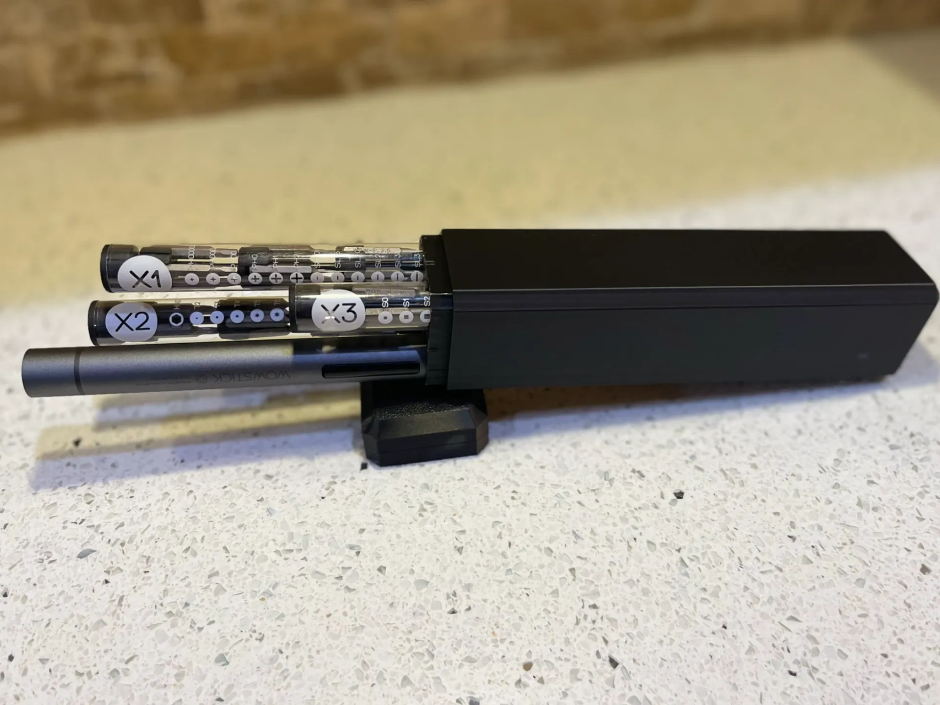 WOWSTICK CASE V2:定制盒子为Wowstick 1F+螺丝刀提供保护和存储解决方案 来自 drew16.w MakerWorld ...